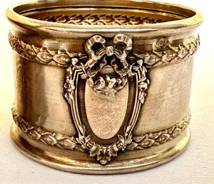 lot 31 image: Three Antique Napkin Rings