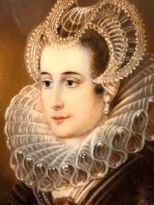 lot 19 image: Gorgeous Antique Hand Painted Miniature Portrait