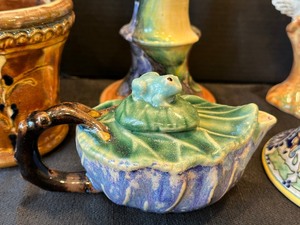 lot 80 image: Beautiful Variety of Italian and Mexican Decorative Pottery Pieces