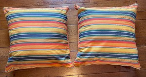 lot 278 image: 5 Colorful Pillows and Mats