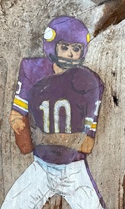 lot 288 image: Minnesota Vikings #10 Driftwood and Rock Wall Decor