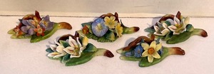 lot 292 image: Fantastic Floral Decor