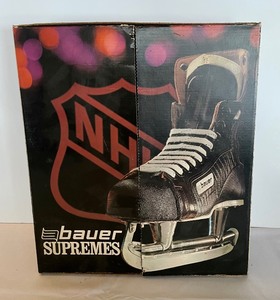 lot 142 image: Vintage Bauer Supreme Ice Hockey Skates
