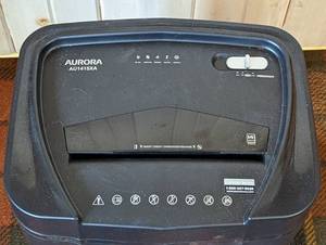 lot 205 image: Aurora Paper Shredder