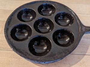 lot 268 image: Cast Iron Aebleskiver Pan
