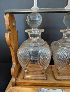 lot 247 image: Vintage Two Decanter Tantalus