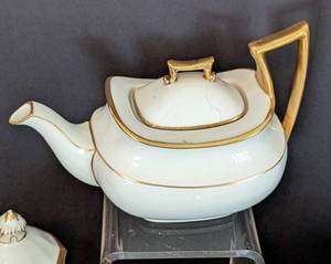 lot 245 image: Assorted Vintage White and Gold Dishes