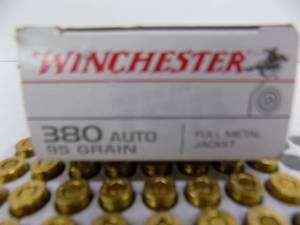 lot 12 image: 40- Rounds Winchester 380 Auto -95 gr Full Metal Jacket