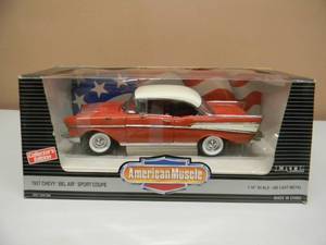 ERTL AMERICAN MUSCLE 118 SCALE COLLECTORS EDITION - 1957 CHEVY BEL AIR SPORT COUPE - NICE - GREAT PIECE - NEW IN BOX - SEE PICTURES