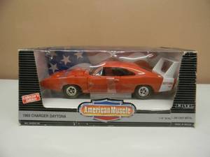 ERTL AMERICAN MUSCLE 118 SCALE COLLECTORS EDITION - 1969 DODGE CHARGER DAYTONA - NICE - FANTASTIC PIECE - NEW IN BOX - SEE PICTURES