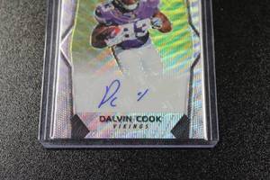 lot 2 image: 2017 Prizm Blue Wave Prizm Dalvin Cook Autograph Rookie Card #RA-DC 29149  Only 149 Exist
