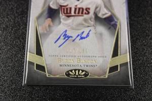 lot 34 image: 2022 Topps Tier One Byron Buxton Autograph #PPA-BBX 117199  Only 199 Exist