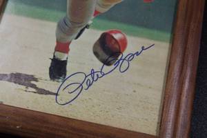 lot 146 image: Cincinnati Reds Pete Rosed Framed Autograph Magazine Page  No COA
