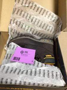 Mens Halogen 6 in. Work Boots - Soft Toe - Brown Crazy Horse Size 10(W) by DEWALT Customer Returns See Pictures