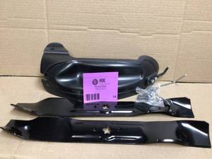 Original Equipment 42 in. Mulch Kit for Troy-Bilt and Craftsman Riders and Zero Turn Lawn Mowers (2012 and After) by MTD Genuine Factory Parts Customer Returns See Pictures
