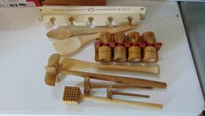 lot 34 image: Vintage wooden kitchen utensils, spice rack and holder