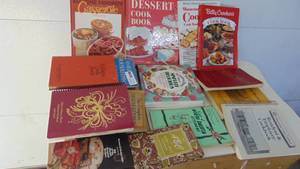lot 39 image: Lot of 15 vintage cookbooks