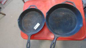 lot 69 image: 2-Lodge cast iron pans