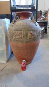 lot 79 image: Large floor vase. Verg large