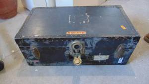 lot 96 image: Vintage metal trunk