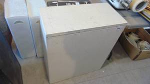 lot 97 image: Homemade tin lined flour bin