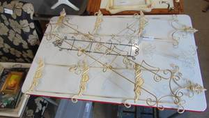 lot 126 image: Metal plate racks
