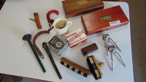 lot 130 image: Lot of brushes, cane ends, clippers and wood cases