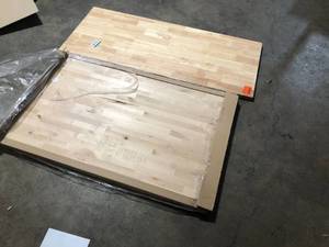 Lot of 2 Wooden Work Surfaces Customer Returns See Pictures
