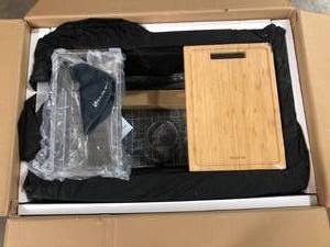 Zero Radius Farmhouse Apron-Front 18G Stainless Steel 33 in. Single Bowl Workstation Kitchen Sink with Accessories by Glacier Bay Customer Returns See Pictures
