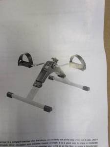 lot 452 image: Wakeman 80-5113 Portable Folding Fitness Pedal Stationary Under Desk Pedaler (OPEN BOX)