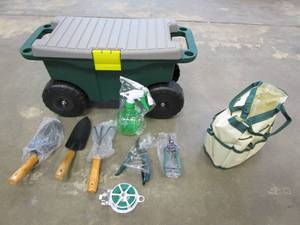 lot 517 image: Rolling Garden Cart with a Set of Tools (SEE PHOTOS)