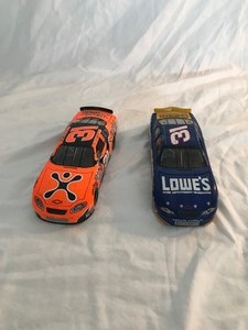 lot 29 image: 2 - Die Cast Action Racing 124 scale stock cars