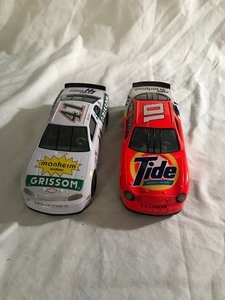 lot 45 image: 2 - NASCAR die cast 124 scale stock cars