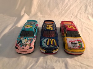 lot 50 image: 3 - NASCAR die cast 124 scale stock cars