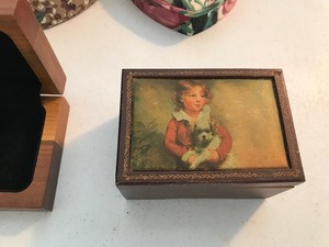 lot 69 image: 10 - trinket  makeup  jewelry boxes