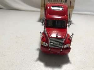 lot 315 image: 1997 Matchbox Mack CH600 Cab Semi truck 158 scale