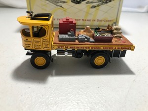 lot 320 image: 1997 Matchbox 1918 Atkinson Steam Wagon die cast 143 scale