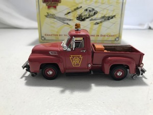 lot 329 image: 1997 Matchbox Pennsylvania Railroad 1954 Ford F100 pick up die cast 143 scale