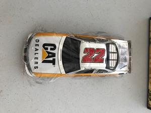 lot 334 image: 2000 NASCAR Racing Champions Ward Burton #22 die cast stock car 124 scale