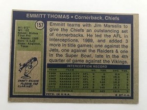 lot 362 image: 1972 Topps #157 Emmitt Thomas ROOKIE Football Card NFL Chiefs