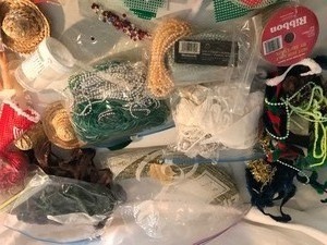 lot 116 image: Lot of craft material