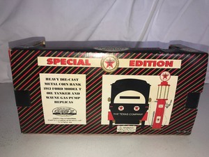 lot 162 image: 1999 Gearbox 125 TEXACO 1912 Ford Oil Tanker Metal Coin Bank & Gas Pump