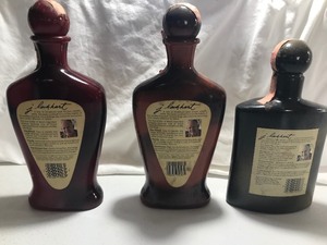 lot 172 image: 3 - Vintage collectible Jim Beam bottles