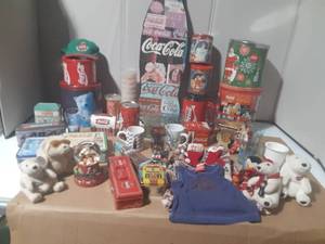 lot 257 image: Huge Coca  Cola Collectables Lot