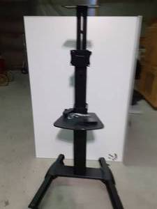 lot 270 image: TV stand