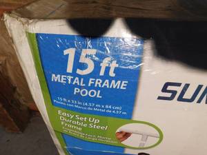 lot 7 image: 15 pool
