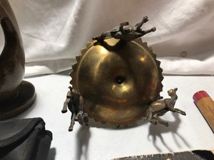 lot 183 image: Lot of miscellaneous with vintage items