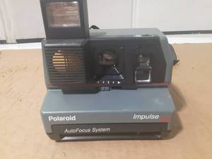 lot 224 image: 3 Cameras