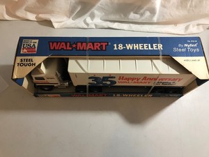 lot 298 image: 1997  WAL-MART 18-WHEELER Semi Truck 35th Anniv # 912-W Commemorative Toy