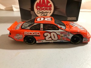 lot 422 image: 2001 NASCAR MAC Tools Tony Stewart #20 Home Depot 124 scale die cast stock car